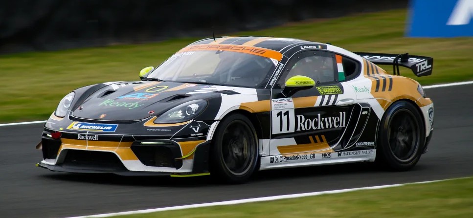 ベン・ムリアン ポルシェ ケイマン スプリント 2025